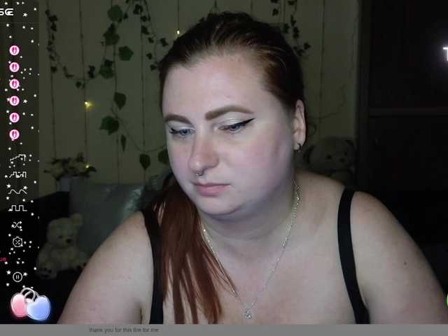Aliciaredluv live cam on BongaCams