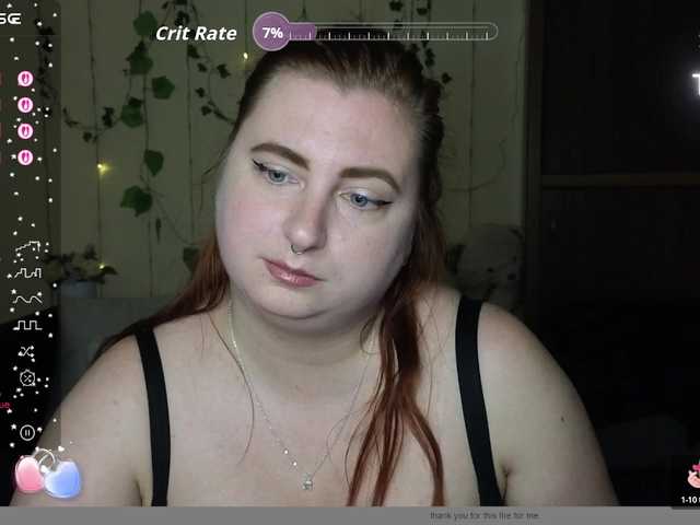 Aliciaredluv live cam on BongaCams