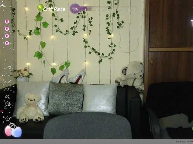 Aliciaredluv live cam on BongaCams