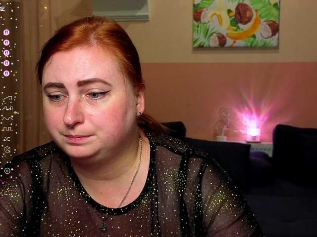 Aliciaredluv live cam on BongaCams