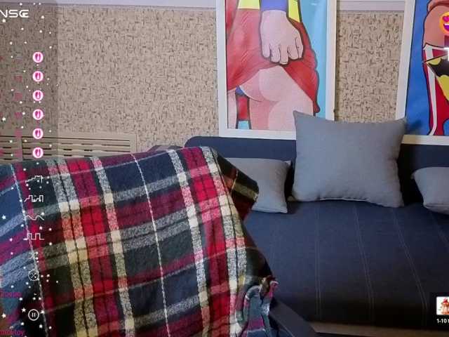 Aliciaredluv live cam on BongaCams