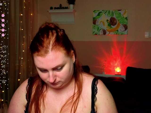 Aliciaredluv live cam on BongaCams