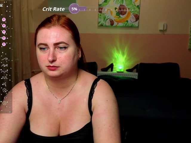 Aliciaredluv live cam on BongaCams