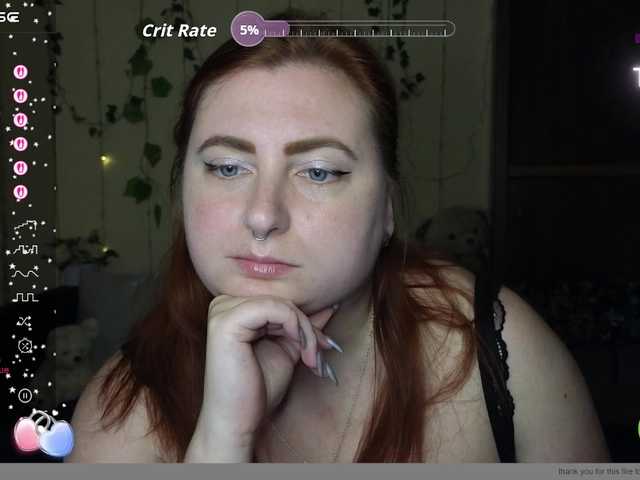 Aliciaredluv live cam on BongaCams