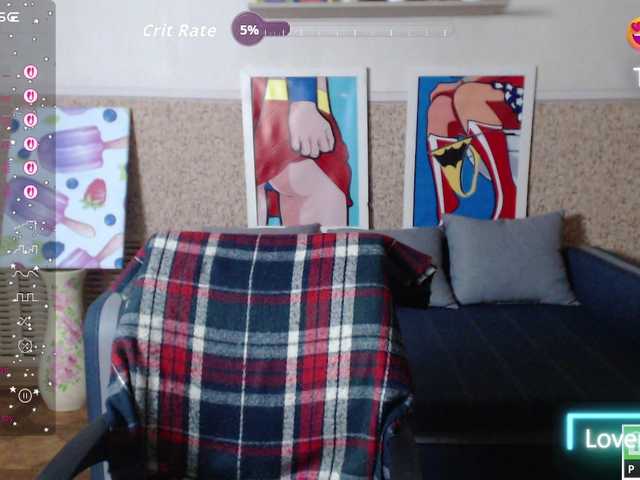 Aliciaredluv live cam on BongaCams