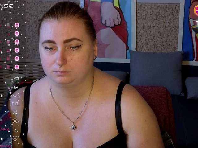 Aliciaredluv live cam preview