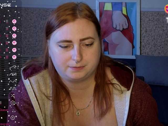 Aliciaredluv live cam preview