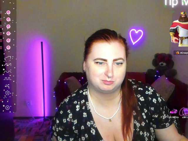 Aliciaredluv live cam on BongaCams