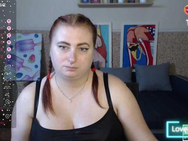 Aliciaredluv live webcam show