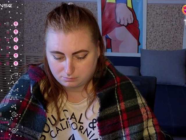 Aliciaredluv live cam on BongaCams