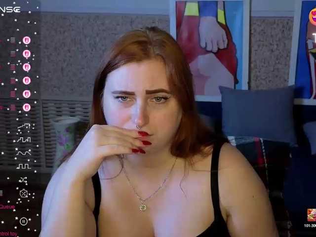 Aliciaredluv live cam on BongaCams