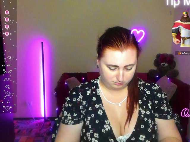 Aliciaredluv live cam on BongaCams