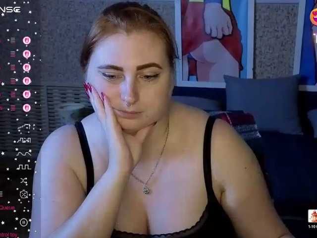 Aliciaredluv live cam on BongaCams