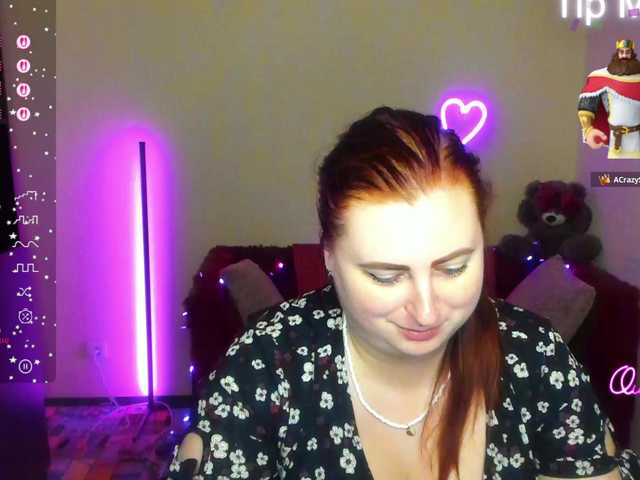 Aliciaredluv live cam on BongaCams