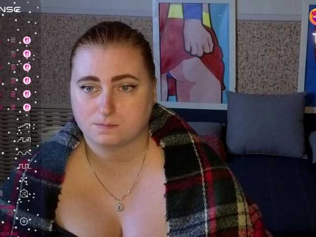 Aliciaredluv live cam preview