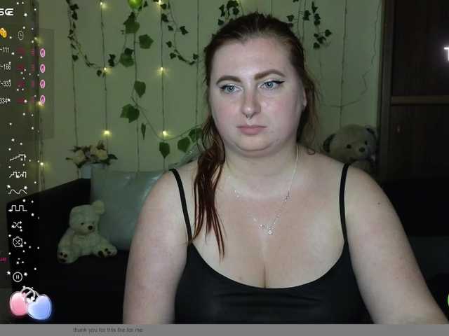 Aliciaredluv webcam