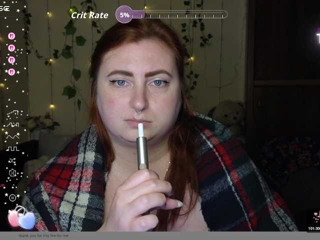 Aliciaredluv live cam on BongaCams