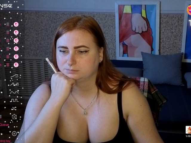 Aliciaredluv live cam on BongaCams
