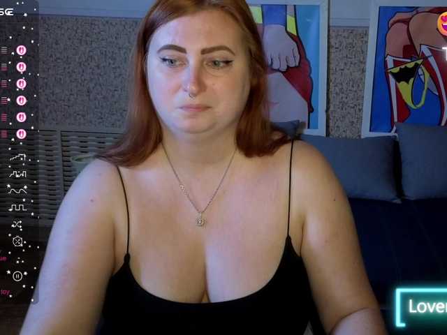 Aliciaredluv live cam on BongaCams