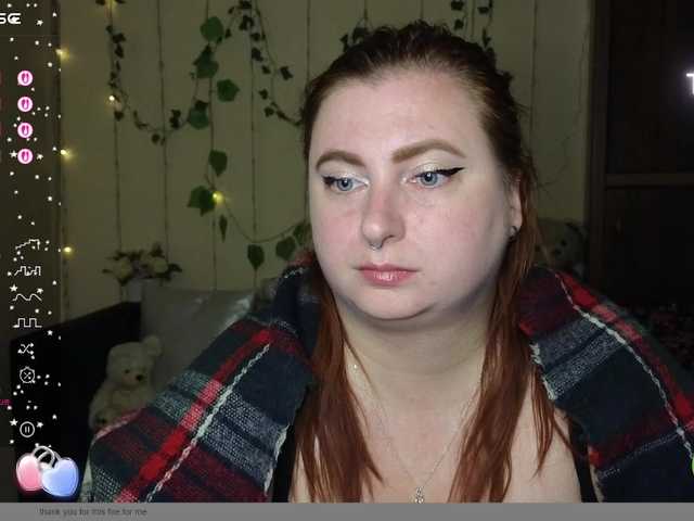 Aliciaredluv live cam on BongaCams