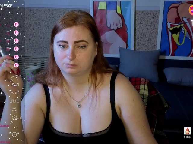 Aliciaredluv live cam on BongaCams
