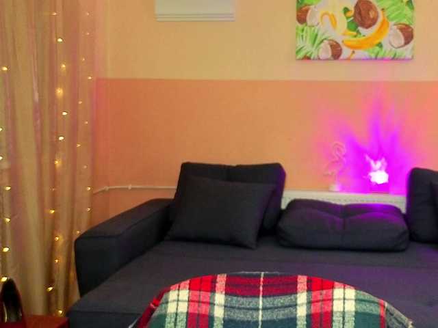 Aliciaredluv live cam on BongaCams