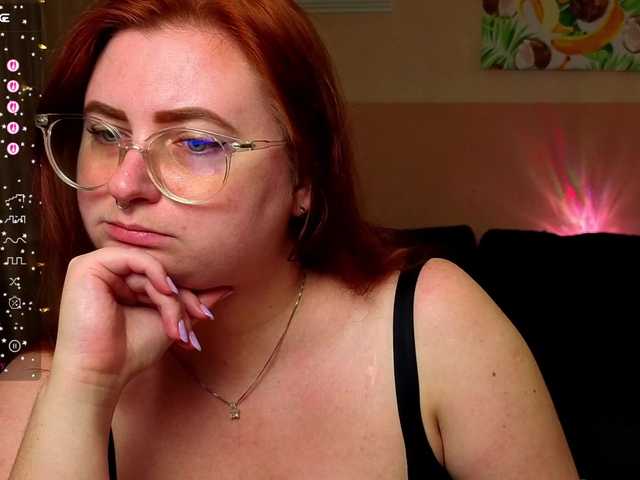 Aliciaredluv Прямой эфир на BongaCams