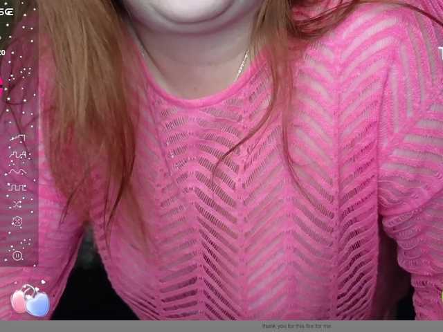 Aliciaredluv live cam on BongaCams