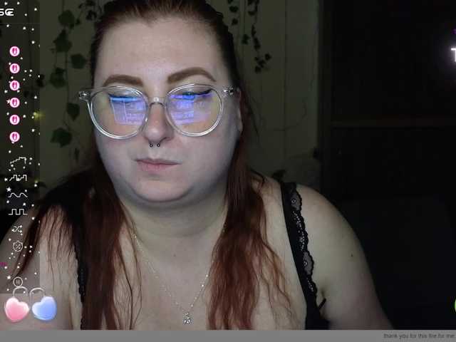 Aliciaredluv webcam