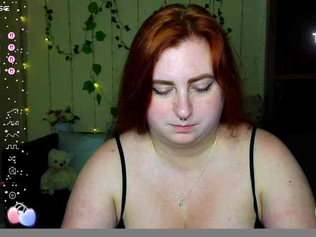 Aliciaredluv webcam