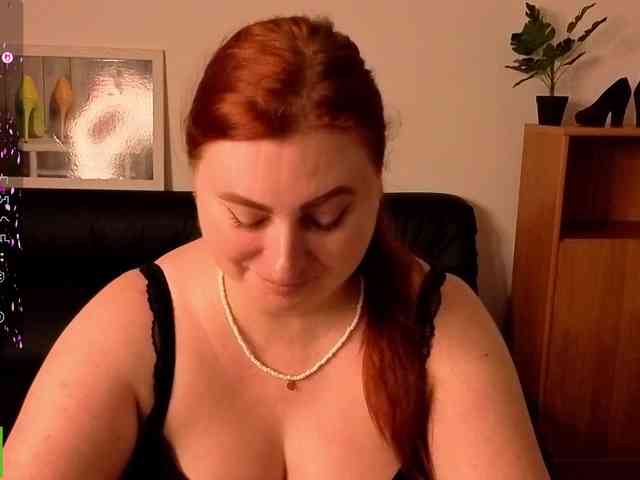Aliciaredluv webcam