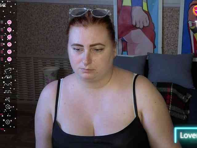 Aliciaredluv webcam