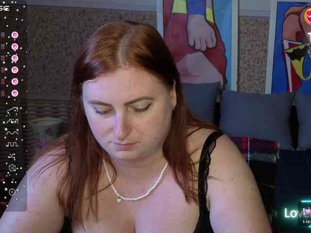 Aliciaredluv webcam