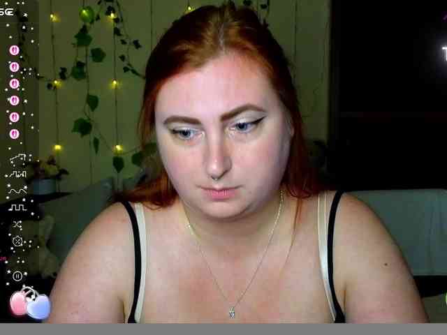 Aliciaredluv webcam