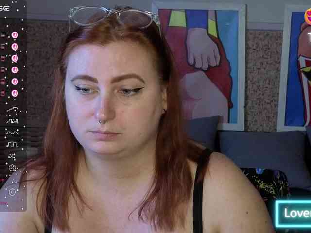 Aliciaredluv webcam