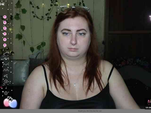 Aliciaredluv webcam