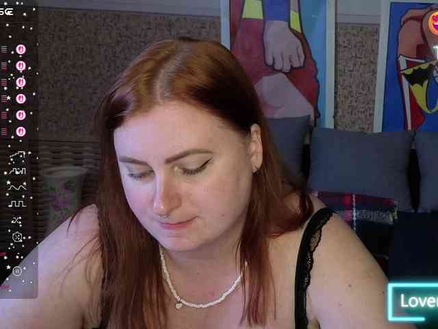 Aliciaredluv webcam