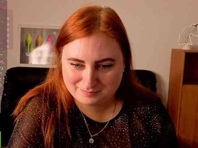 Aliciaredluv webcam