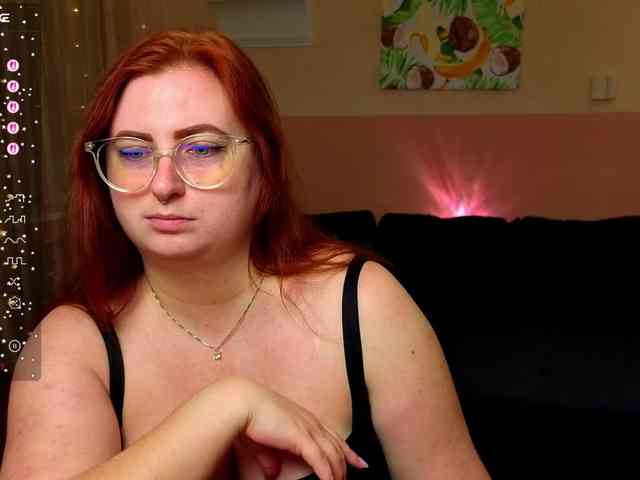 Aliciaredluv webcam