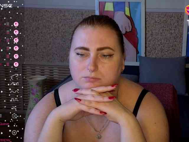 Aliciaredluv webcam