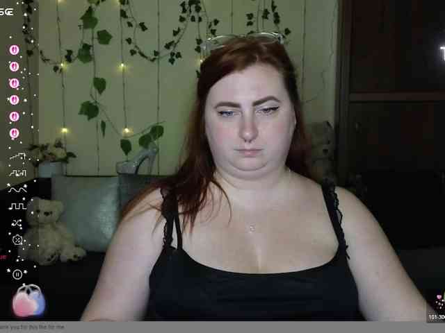 Aliciaredluv webcam
