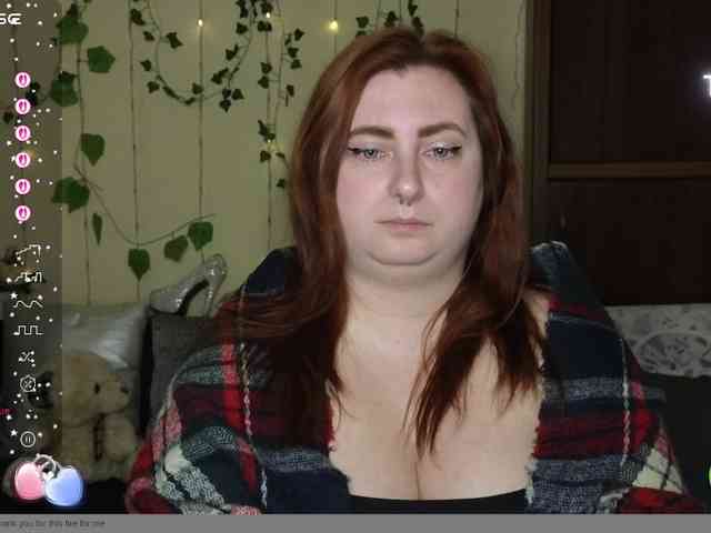 Aliciaredluv webcam