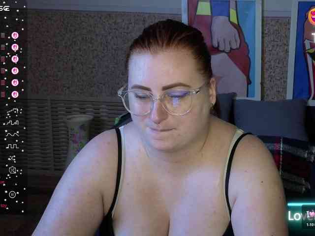 Aliciaredluv webcam