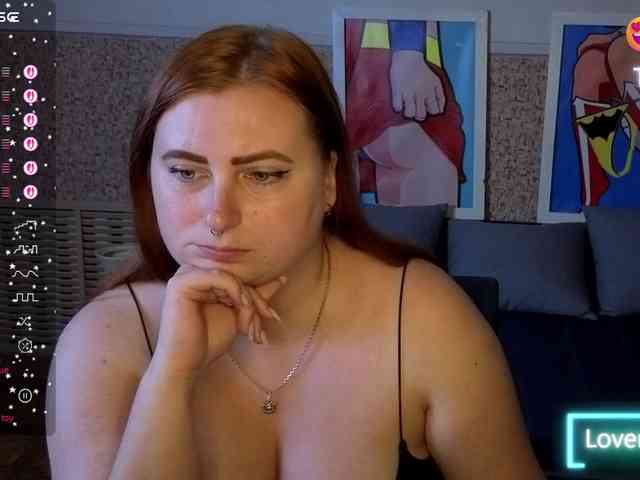 Aliciaredluv webcam