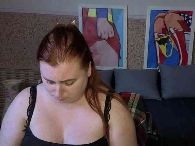 Aliciaredluv webcam