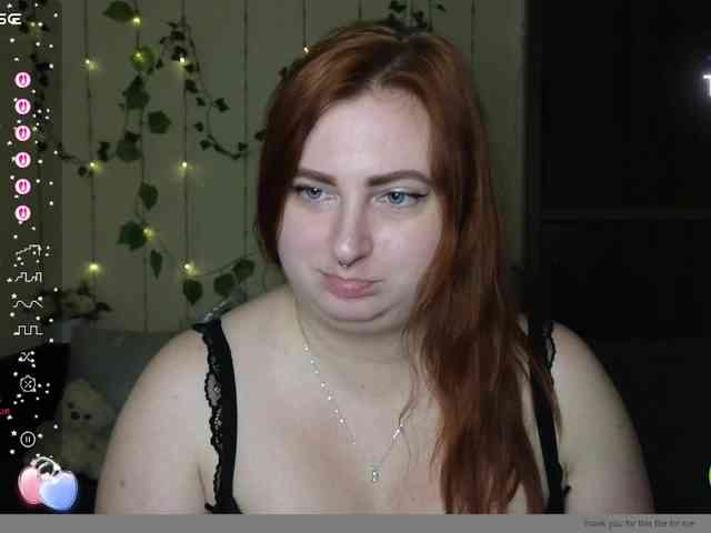 Aliciaredluv webcam