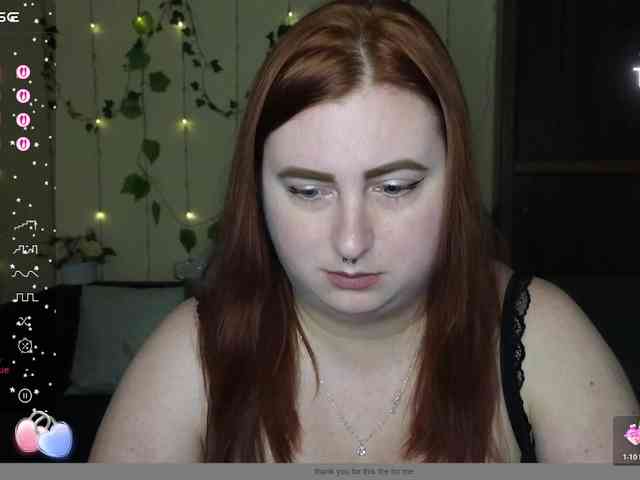Aliciaredluv webcam