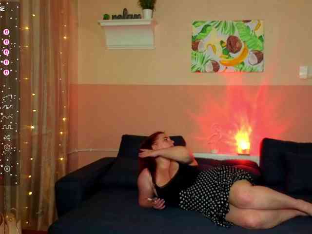 Aliciaredluv webcam
