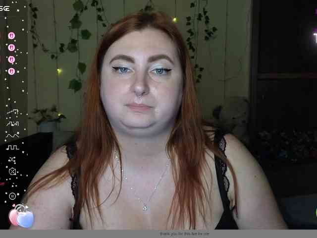 Aliciaredluv webcam
