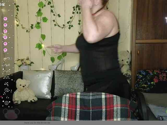 Aliciaredluv webcam